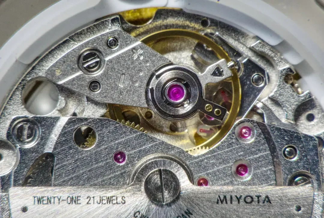 Démystifions : 5 Mythes Tenaces sur les Montres - illustration 2 Démystifions : 5 Mythes Tenaces sur les Montres - illustration 2